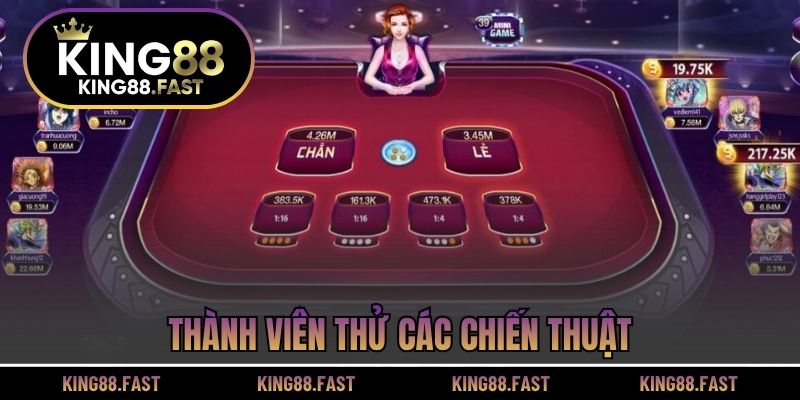 Thành viên thử các chiến thuật